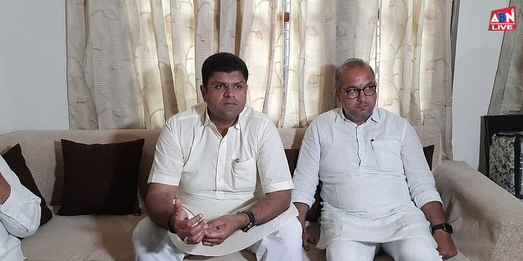 Haryana Politics: दुष्यंत चौटाला का कांग्रेस को बाहर से समर्थन देने का एलान, कहा- सरकार गिराने में मदद करेंगे