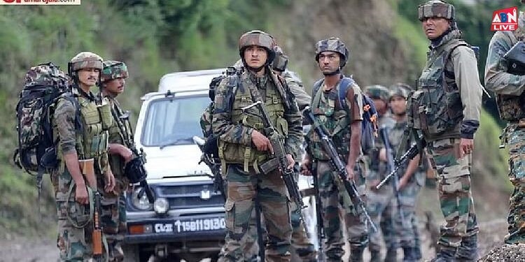 Kupwara Encounter: आतंकियों से बरामद हुई स्टेयर एयूजी राइफल, अफगानिस्तान में नाटो के सैनिक इसका करते थे प्रयोग