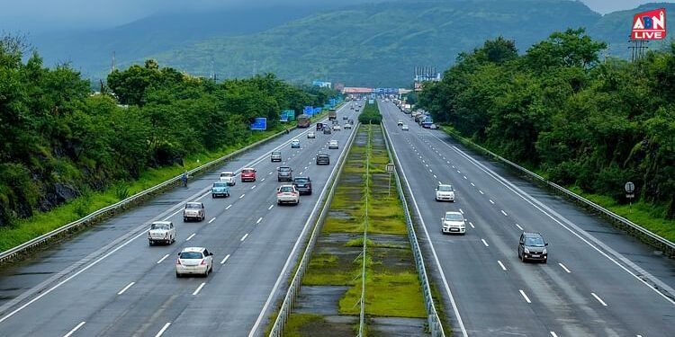 Mumbai-Pune Expressway: भारत का सबसे महंगा हाईवे, इसके बारे में वह सबकुछ जो जानना है जरूरी