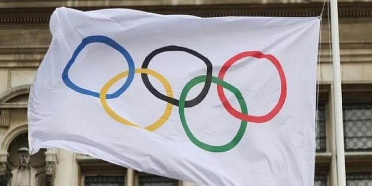 Paris Olympics 2024: सीन नदी पर उद्घाटन समारोह के दौरान बारिश बन सकती है विलेन, खिलाड़ी करेंगे नावों से परेड