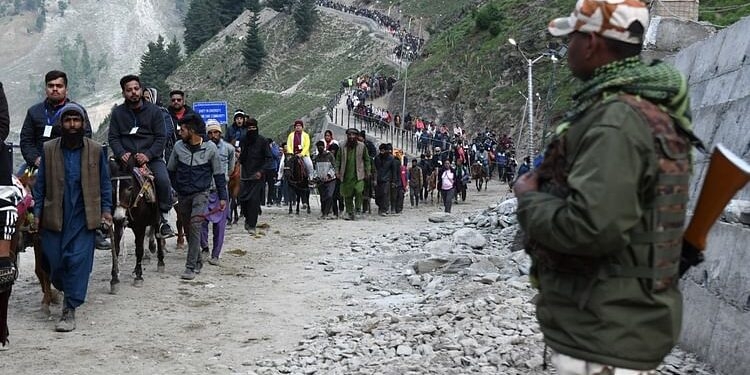 Alert Amarnath Yatra : आज अमरनाथ यात्रियों का जत्था न आएगा... और न जाएगा, जम्मू-कश्मीर में अलर्ट की यह है वजह