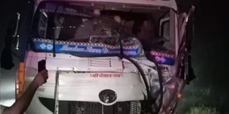 Jind Accident News: ट्रक ने श्रद्धालुओं से भरे वाहन को मारी टक्कर, तीन महिलाओं सहित सात की मौत; आठ घायल