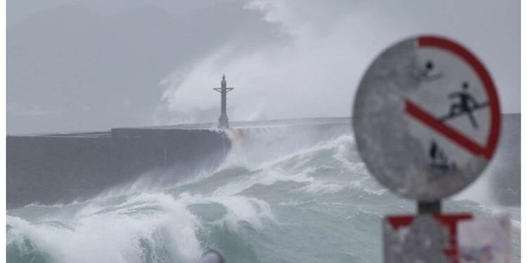 Hurricane Oscar: अमेरिका के मियामी में बना तूफान ऑस्कर, बहामास और क्यूबा सरकार ने जारी की चेतावनी