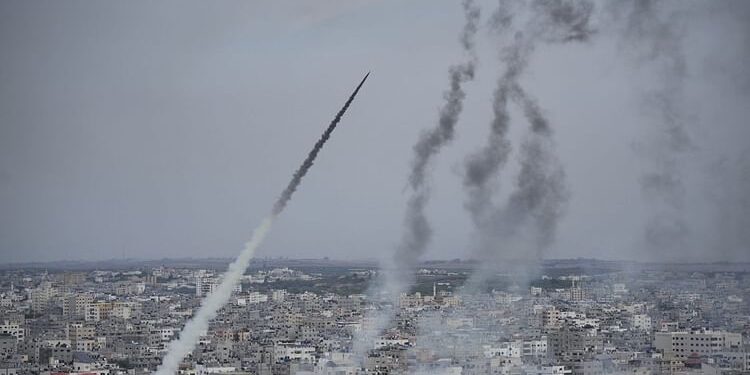 Israel Iran Tension: ईरान का दावा- इस्राइली हमला नाकाम किया, अमेरिका ने तेहरान को दी चेतावनी