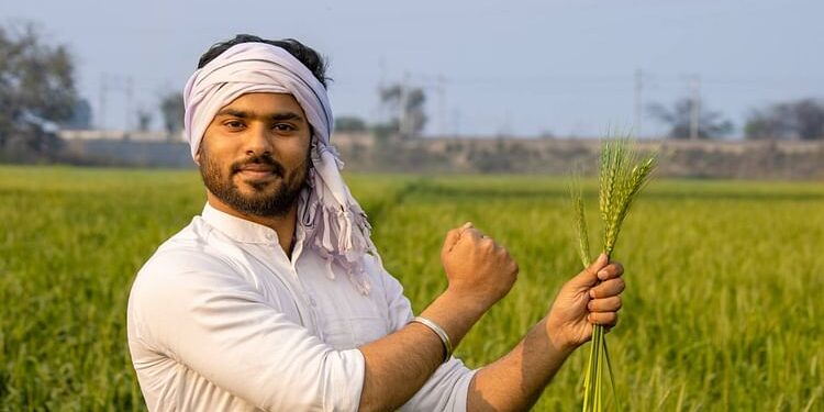 PM Kisan Yojana: अभी भी खाते में आ सकती है अटकी हुई 18वीं किस्त, किसान तुरंत करा लें ये जरूरी काम