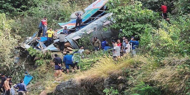 Almora Bus Accident: पलक झपकते ही मौत की नींद सो गईं 36 जिंदगियां, जांच में हादसे के पांच कारण आए सामने