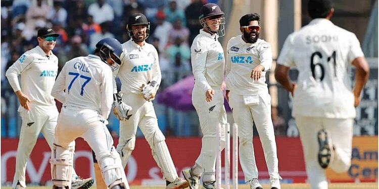 IND vs NZ Live Score: 18 पर भारत को तीसरा झटका, रोहित-गिल के बाद विराट कोहली भी आउट, एजाज को दूसरी सफलता