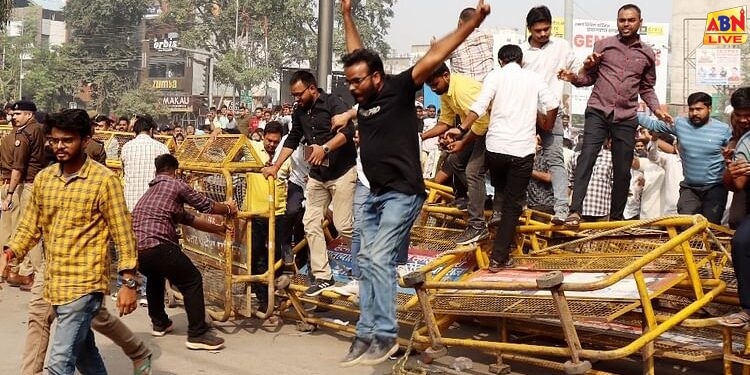 UPPSC Protest: आयोग की परीक्षा को लेकर नहीं देखा इतना बड़ा आंदोलन... पहले भर्ती के लिए कब-कब हुए बड़े प्रदर्शन