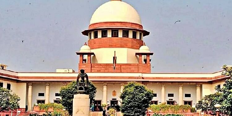 Supreme Court: प्रदूषण पर सख्त कदम उठाने पर जोर, कोर्ट ने यूपी व हरियाणा में पटाखों पर प्रतिबंध लगाने को कहा