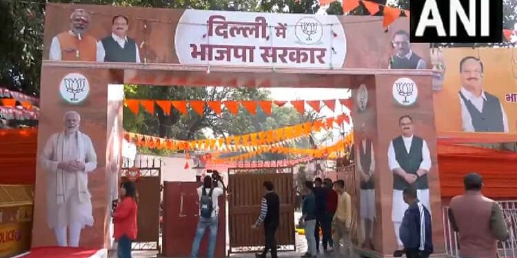 Delhi CM Announcement Live: BJP ने दिल्ली के लिए रविशंकर प्रसाद-ओपी धनखड़ को पर्यवेक्षक बनाया, चुनेंगे नया CM