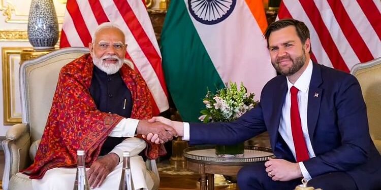 France: प्रधानमंत्री मोदी ने अमेरिकी उपराष्ट्रपति से की मुलाकात; वेंस को दी बधाई, कई मुद्दों पर चर्चा