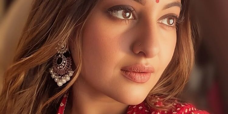 Sonakshi Sinha: ‘भारत में स्विमिंग से डरती हूं, कहीं कोई चुपके से…’, एक्ट्रेस ने दिया बड़ा बयान