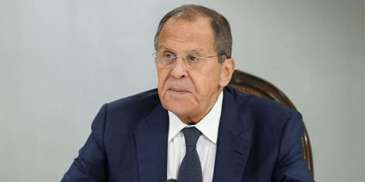Russia: 'पूरे पश्चिम से अकेले लड़ रहा रूस, हमें अपनी ताकत पर भरोसा'; ट्रंप की धमकियों पर लावरोव की दो टूक