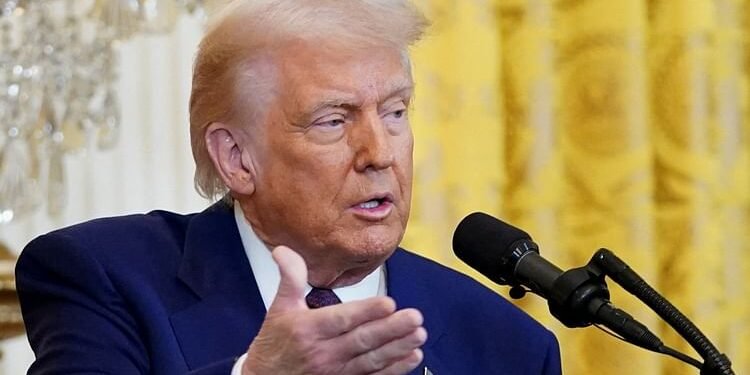 US Tariffs On India: ट्रंप ने कहा- भारत हमारा दोस्त, लेकिन 1 अगस्त से 25% टैरिफ लगेगा और जुर्माना भी देना होगा