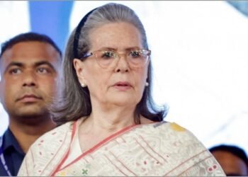 BJP Vs Congress: 'RSS का एजेंडा थोप रही भाजपा, संविधान पर हो रहा वैचारिक हमला', सोनिया गांधी का सरकार पर आरोप