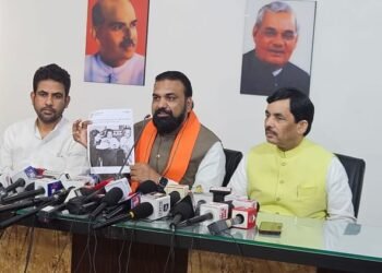 Bihar: राहुल-तेजस्वी पर सम्राट चौधरी का हमला, कहा- यह मौसेरे भाई हैं, एक देश तो दूसरे बिहार को लूटने वाले हैं