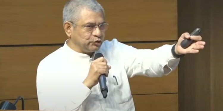 Cabinet: रक्षाबंधन पर केंद्रीय कैबिनेट का बड़ा फैसला, पीएम उज्ज्वला योजना के तहत 12000 करोड़ रुपये की मंजूरी