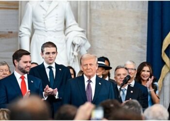 China: 'रूस से तेल खरीदने के चलते चीन पर भी टैरिफ लगा सकते हैं ट्रंप', उपराष्ट्रपति जेडी वेंस का बयान