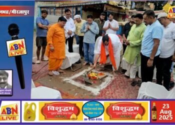 नगर विधायक रत्नाकर मिश्र ने किया सड़क चौड़ीकरण कार्य का शिलान्यास, श्रद्धालुओं और आमजन को मिलेगा लाभ