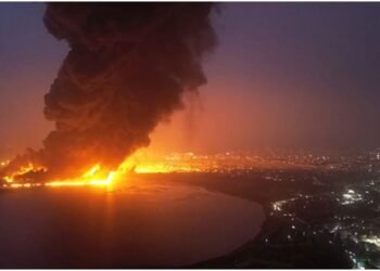 Israel-Yemen Conflict: यमन की राजधानी में भीषण हवाई हमला, हूती के कलस्टर बम से हमले के बाद इस्राइल का पलटवार