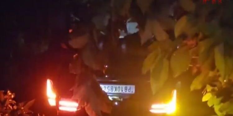 Kathua Accident: जम्मू-कश्मीर के कठुआ में बड़ा हादसा, खाई में गिरी कार; दो लोगों की मौत और तीन घायल