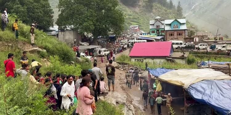 Kishtwar Tragedy: बारिश-भूस्खलन की चेतावनी के बाद भी नहीं चेते, छह दिन से किया जा रहा था रेड अलर्ट नजरअंदाज