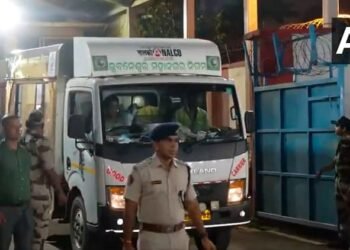 Odisha: दिल्ली से ओडिशा लाया गया 15 वर्षीय लड़की का शव, अज्ञात बदमाशों ने 19 जुलाई को किया था आग के हवाले