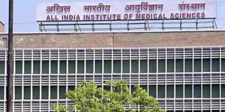 Odisha: पुरी में दरिंदगी की शिकार 15 वर्षीय नाबालिग ने दिल्ली एम्स में तोड़ा दम, पुलिस की जांच पर उठे सवाल