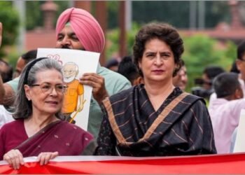 Priyanka Gandhi: 'सुप्रीम कोर्ट के जज तय नहीं कर सकते कि सच्चा भारतीय कौन?' राहुल को फटकार पर भड़कीं प्रियंका