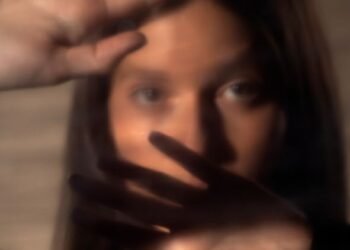 Report: शहरों में 40% महिलाएं अब भी खुद को महसूस करती हैं असुरक्षित, दिल्ली-कोलकाता जैसे शहर सबसे कम महफूज