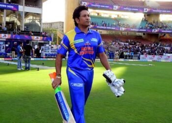 Sachin Tendulkar: अर्जुन तेंदुलकर की सगाई को लेकर सचिन ने तोड़ी चुप्पी, सानिया के साथ नाम जुड़ने पर दिया जवाब