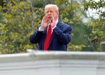 Trump Chicago Plan: ट्रंप बोले- अपराध पर नकेल कसने का अगला मिशन शिकागो में..; शहर के अफसरों ने दिखाए बागी तेवर