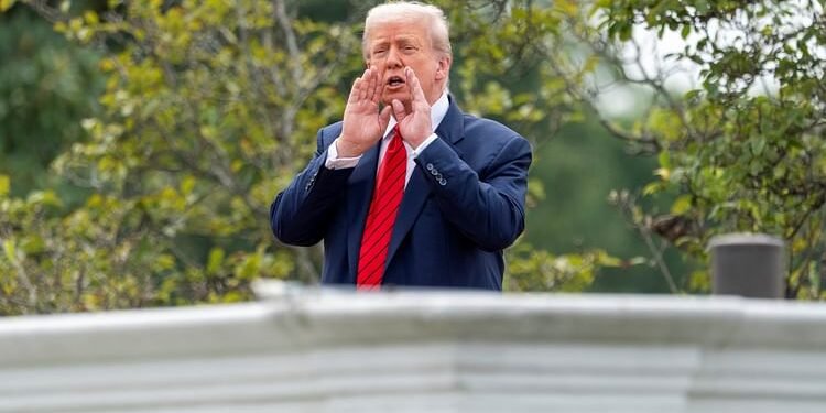 Trump Chicago Plan: ट्रंप बोले- अपराध पर नकेल कसने का अगला मिशन शिकागो में..; शहर के अफसरों ने दिखाए बागी तेवर