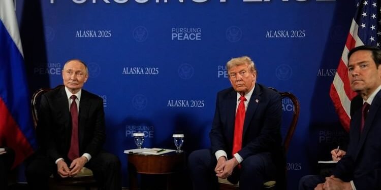 Trump-Putin: अलास्का में मिलीं दो महाशक्तियां, बंद कमरे में पुतिन-ट्रंप के बीच बैठक; क्या थमेगी यूक्रेन जंग?
