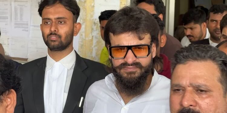 UP: मुख्तार अंसारी के बेटे अब्बास अंसारी को बड़ी राहत, बहाल हो सकती है विधायकी; मऊ सीट पर नहीं होगा उपचुनाव