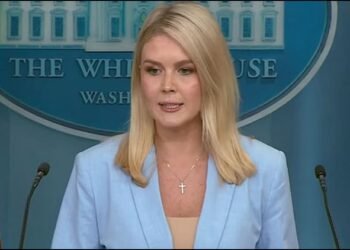 US: अमेरिका ने ट्रंप के लिए मांगा शांति का नोबल; भारत-पाकिस्तान संघर्ष की बात कर कैरोलिन लेविट ने किया ये दावा