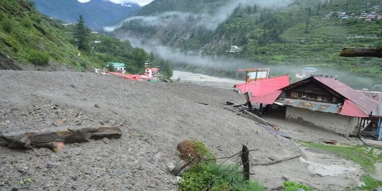 Uttarakhand: नौ साल में 18, 464 प्राकृतिक आपदाओं ने दिए जख्म,  67 बार फटे बादल, पौड़ी में सबसे ज्यादा घटना