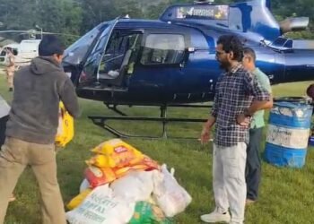 Uttarkashi Cloudburst Live: राहत व बचाव कार्यों ने पकड़ी रफ्तार, हर्षिल के लिए चार हेलिकॉप्टरों ने भरी उड़ान