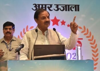 अमर उजाला शिक्षक सम्मान समारोह-2025: लोकप्रिय अध्यापकों के चयन के लिए आज से वोटिंग, 10 अगस्त तक नामांकन