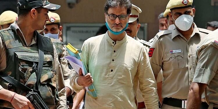 कश्मीरी पंडितों के नरसंहार का केस: 1990 के सरला भट्ट हत्याकांड में एसआईए की छापेमारी, यासिन मलिक के घर भी दबिश