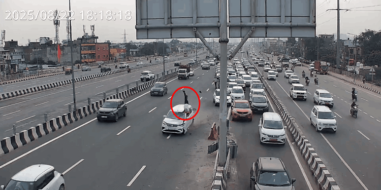 गाजियाबाद में रफ्तार का कहर: ड्यूटी पर तैनात ट्रैफिक सिपाही को कार ने रौंदा, सात फीट हवा में उछला; देखें Video