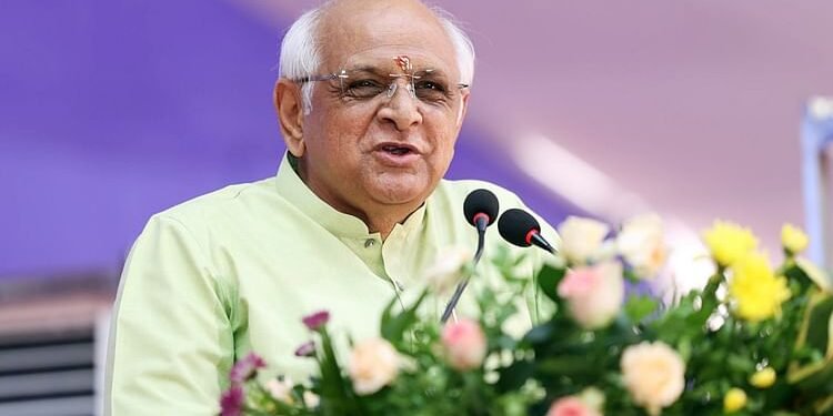 गुजरात की ब्यूरोक्रेसी में बड़ा फेरबदल: 85 IPS और 31 SPS अधिकारियों का हुआ तबादला, 25 जिलों के SP भी बदले गए