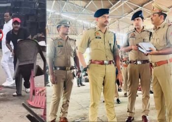 'गोली मार दी': साहिबाबाद मंडी में तीन राउंड फायरिंग, कुर्सियां फेंकी... बैठक में मचा बवाल; सामने आया वीडियो