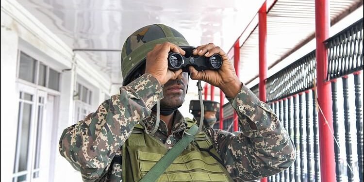 पाकिस्तान ने किया सीजफायर का उल्लंघन: पुंछ में सेना की चौकियों पर फायरिंग; भारतीय सेना ने दिया मुंहतोड़ जवाब