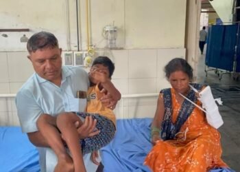 बहादुरगढ़ में KMP एक्सप्रेसवे पर हादसा: महिला सहित चार मजदूरों की मौत, 33 घायल; कंटेनर ने पिकअप को मारी टक्कर