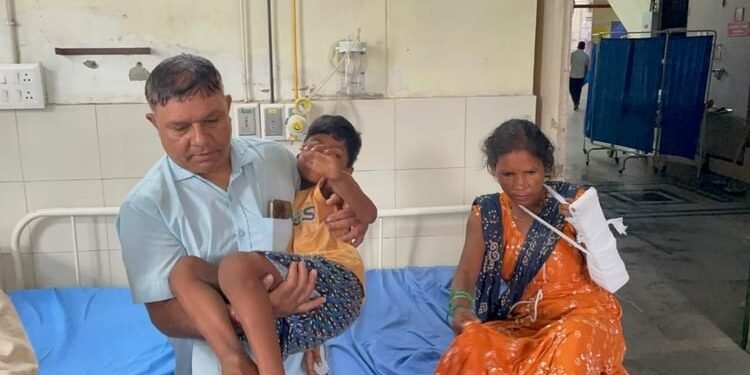 बहादुरगढ़ में KMP एक्सप्रेसवे पर हादसा: महिला सहित चार मजदूरों की मौत, 33 घायल; कंटेनर ने पिकअप को मारी टक्कर