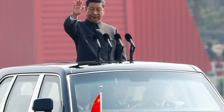 China Military Parade: बीजिंग में भव्य सैन्य परेड का आयोजन, पहली बार दिखे आधुनिक हथियार; किम और पुतिन भी मौजूद