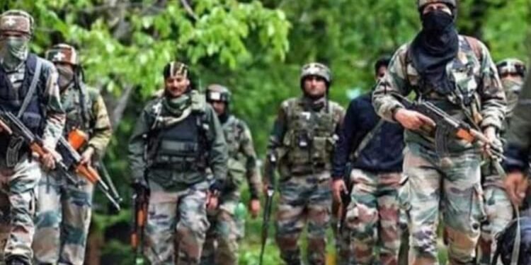 Jharkhand Encounter: झारखंड के पलामू में सुरक्षा बलों और नक्सलियों के बीच मुठभेड़; दो जवान बलिदान, एक घायल