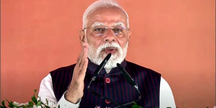 PM Modi In Odisha: पीएम मोदी बोले- हमने देश को कांग्रेस के लूटतंत्र से बाहर निकाला, अब दोगुनी बचत-कमाई का दौर