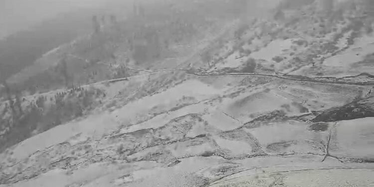 Anantnag: बर्फीले तूफान की चपेट में आकर लापता हुए दो जवानों में से एक बलिदान, दूसरे की तलाश में जारी है अभियान